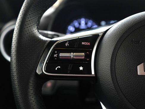 Used 2024 Kia Forte GT-Line image 27