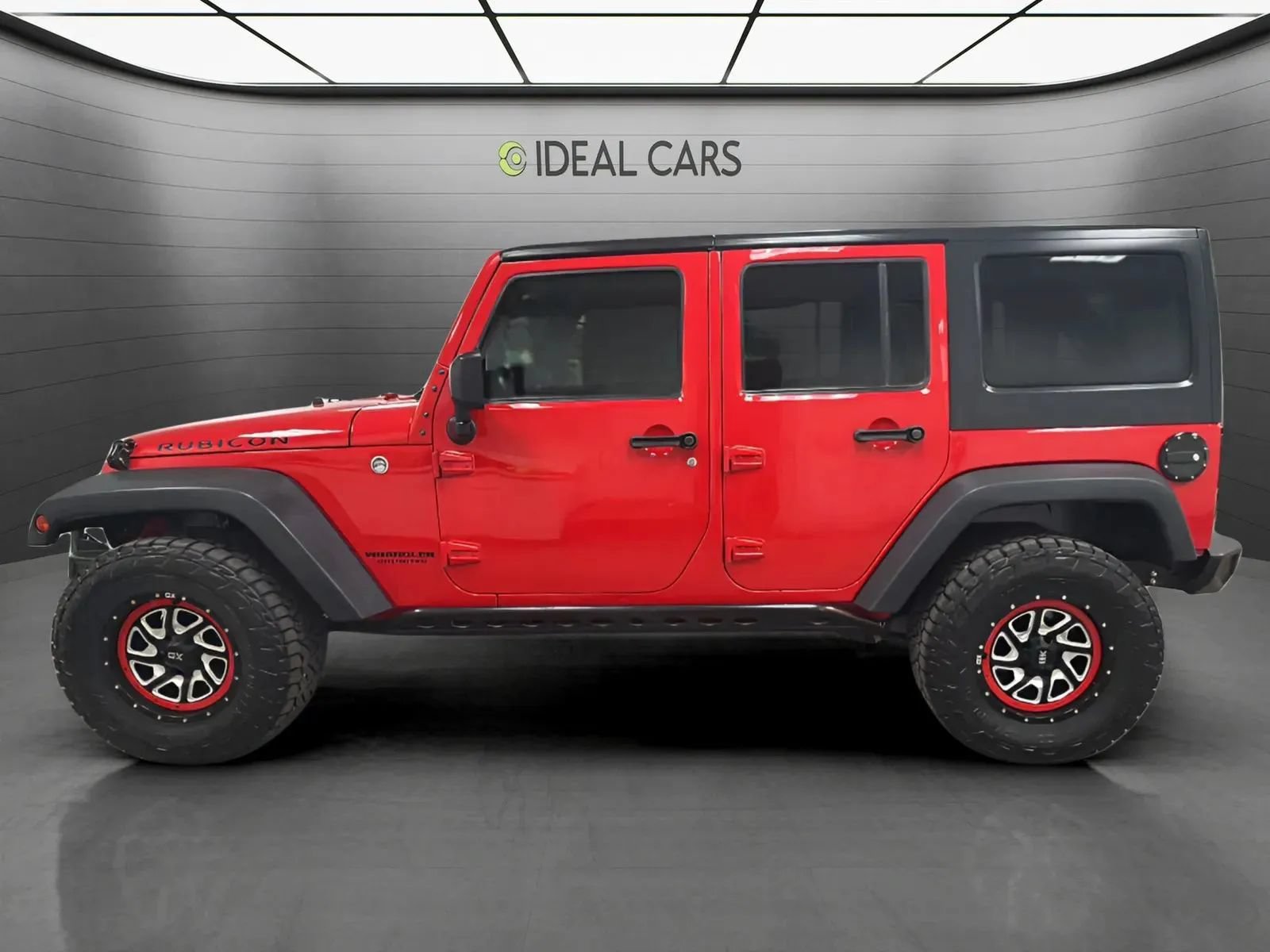 Used 2017 Jeep Wrangler Unlimited Rubicon w/ Connectivity Group AWD/4WD image 8
