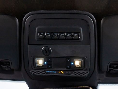 Used 2023 Ford Bronco Black Diamond w/ Sasquatch Package image 35