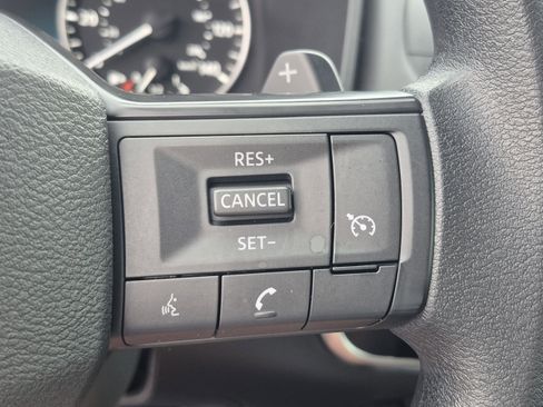 Certified 2025 Nissan Rogue S FWD image 31