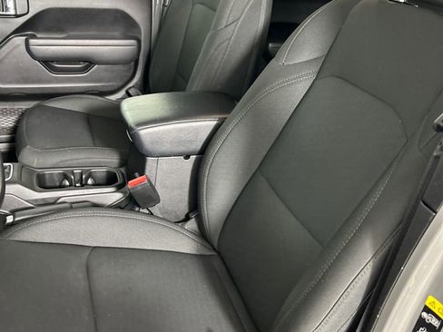 Used 2022 Jeep Wrangler Unlimited Sport image 4