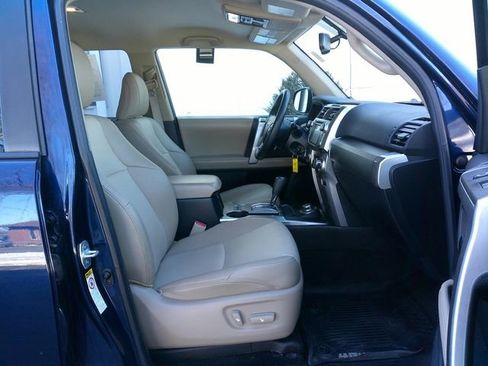 Used 2019 Toyota 4Runner SR5 Premium image 28