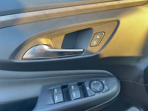 Used 2024 Buick Envista Sport Touring w/ Convenience I Package image 10