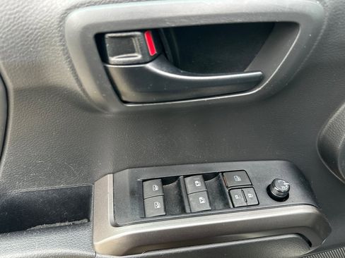 Certified 2023 Toyota Tacoma SR5 image 10