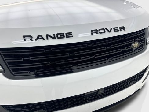Used 2024 Land Rover Range Rover Sport SE AWD/4WD image 25