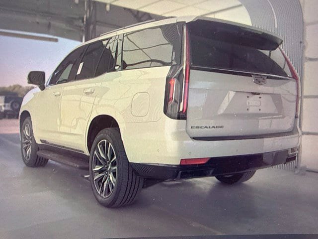 Used 2023 Cadillac Escalade Sport AWD/4WD image 4