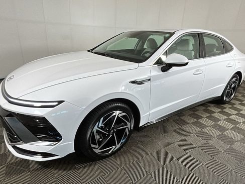 Used 2026 Hyundai Sonata SEL FWD image 8