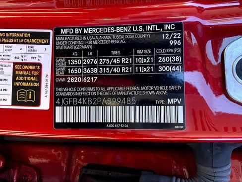 Used 2023 Mercedes-Benz GLE 350 4MATIC w/ AMG Line Exterior image 4