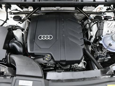 Used 2023 Audi Q5 2.0T Premium w/ Convenience Package AWD/4WD image 21