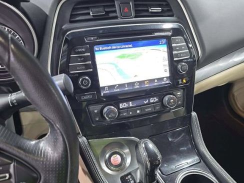 Used 2016 Nissan Maxima 3.5 SV FWD image 9