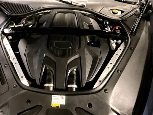 Certified 2022 Porsche Panamera 4 Platinum Edition image 15