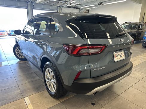 Used 2023 Ford Escape Active image 15