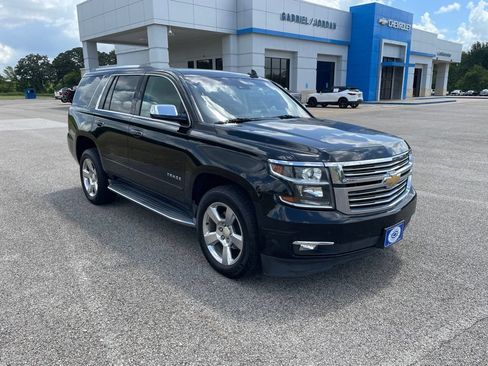 Used 2017 Chevrolet Tahoe Premier AWD/4WD image 9