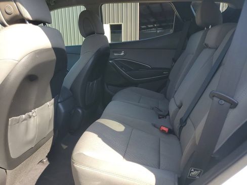 Used 2017 Hyundai Santa Fe Sport FWD image 13