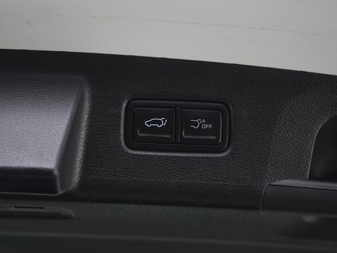 Used 2024 Kia Telluride EX w/ EX Captain's Chair Package image 21