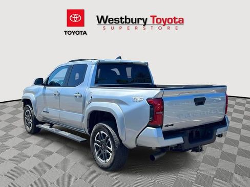 Certified 2026 Toyota Tacoma TRD Sport AWD/4WD image 11