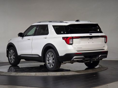 New 2026 Ford Explorer Platinum image 8