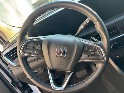Used 2025 Buick Encore GX Preferred image 28