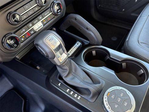 New 2025 Ford Bronco Badlands image 31