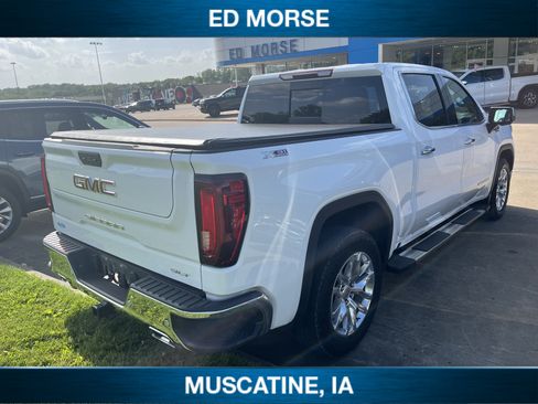 Used 2021 GMC Sierra 1500 SLT w/ SLT Premium Plus Package AWD/4WD image 5