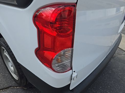 Used 2021 Nissan NV200 S w/ Back Door Glass Package image 33