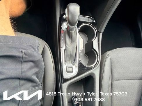 Used 2023 Buick Encore GX Preferred w/ Cold Weather Comfort Package FWD image 21