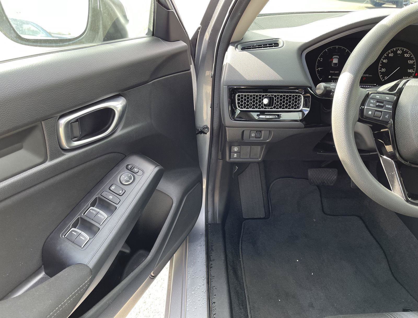 Used 2024 Honda Civic LX image 2