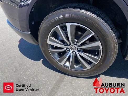 Certified 2024 Toyota Venza LE AWD/4WD image 12