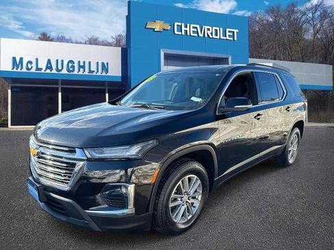 Certified 2023 Chevrolet Traverse LT AWD/4WD image 1