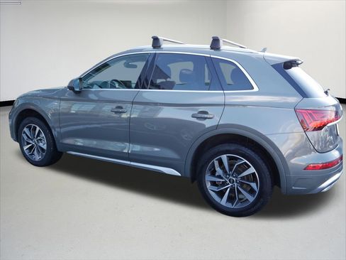 Certified 2023 Audi Q5 2.0T Premium Plus w/ Premium Plus Package image 2