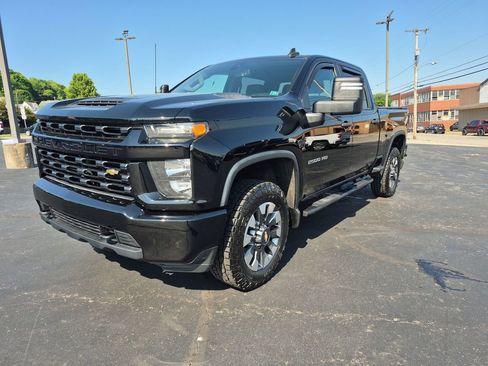 Used 2021 Chevrolet Silverado 2500 Custom w/ Custom Value Package AWD/4WD image 11