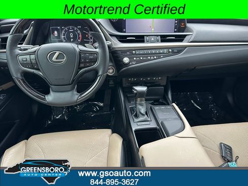 Used 2021 Lexus ES 350 Ultra Luxury w/ Accessory Package 2 FWD image 4