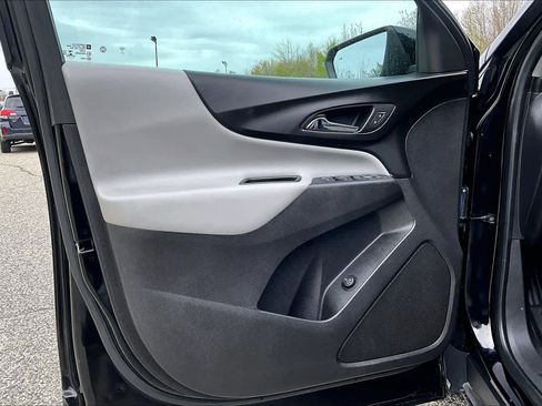 Used 2019 Chevrolet Equinox LT AWD/4WD image 22