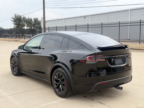 Used 2023 Tesla Model X Plaid image 12
