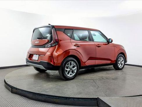 Used 2024 Kia Soul LX w/ Option Group 015 image 8