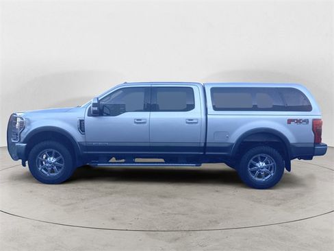 Used 2019 Ford F250 Lariat w/ Lariat Value Package image 2