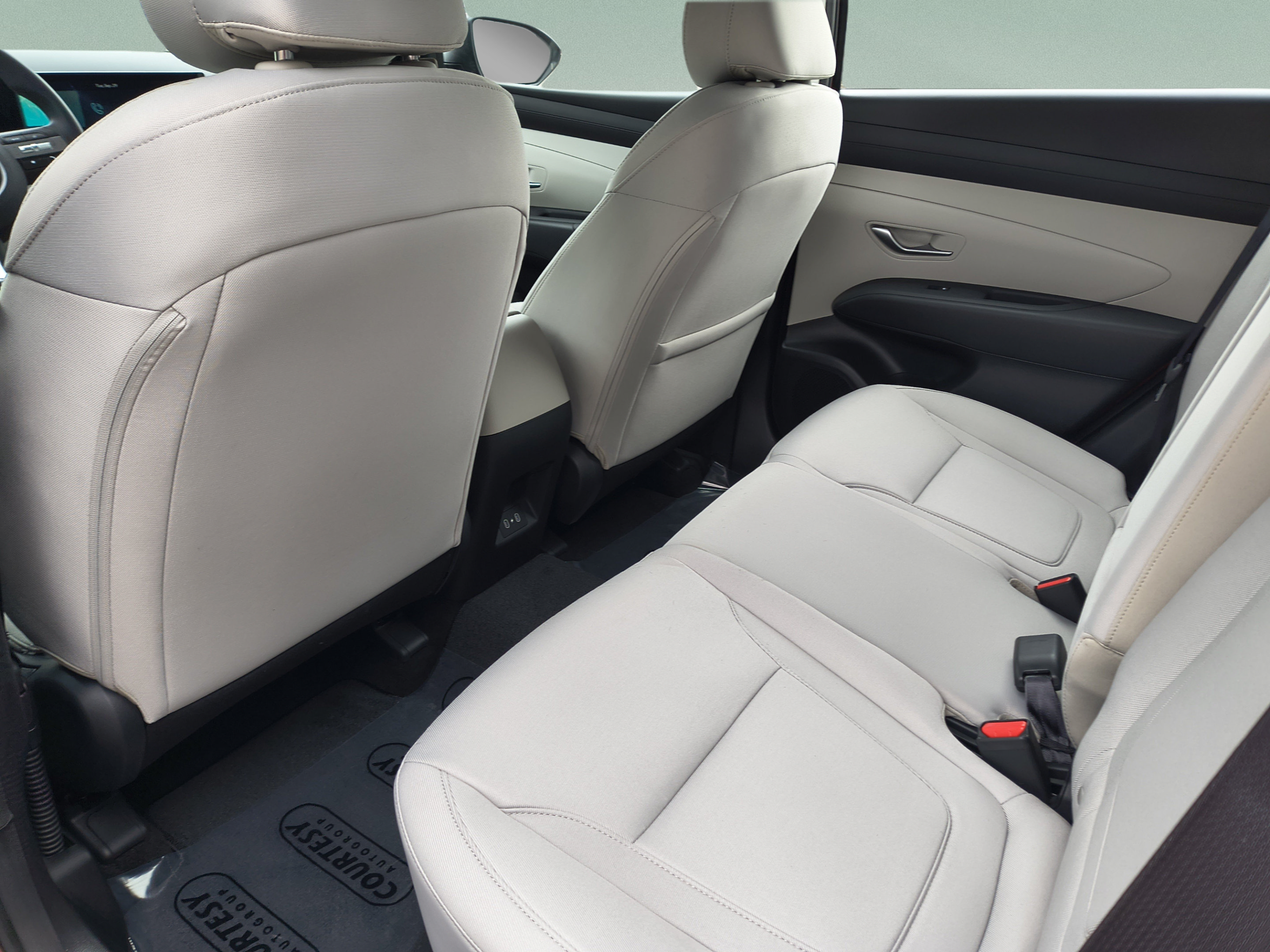 New 2026 Hyundai Tucson SE FWD image 15