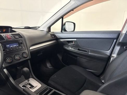 Used 2014 Subaru Impreza 2.0i Premium w/ Popular Package #2 AWD/4WD image 25