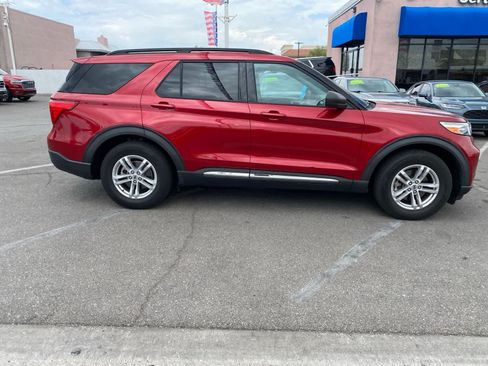 Used 2022 Ford Explorer XLT RWD image 4