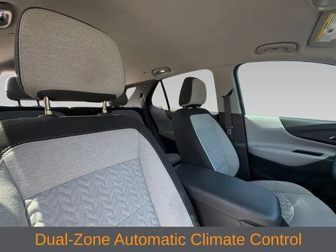 Used 2023 Chevrolet Equinox LT FWD image 7