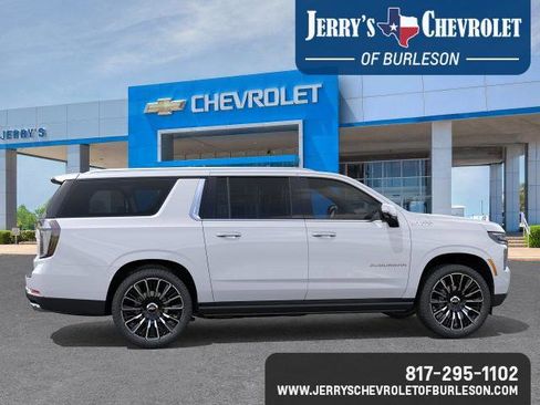 New 2026 Chevrolet Suburban High Country AWD/4WD image 7