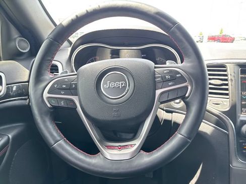 Used 2017 Jeep Grand Cherokee Trailhawk AWD/4WD image 14