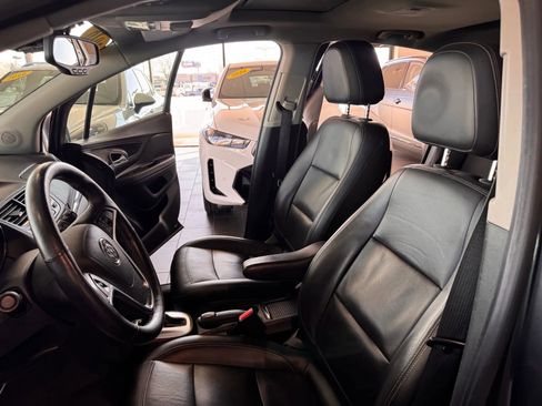 Used 2016 Buick Encore Premium w/ Experience Buick Package image 10