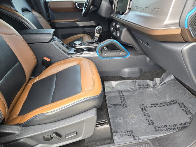 Used 2023 Ford Bronco Outer Banks AWD/4WD image 14