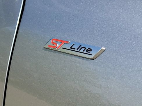 Certified 2024 Ford Escape ST-Line w/ Tech Pack #1 AWD/4WD image 6