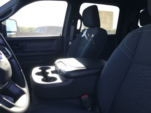 New 2026 RAM 2500 Tradesman AWD/4WD image 25