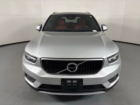 Used 2019 Volvo XC40 T5 Momentum AWD/4WD image 3