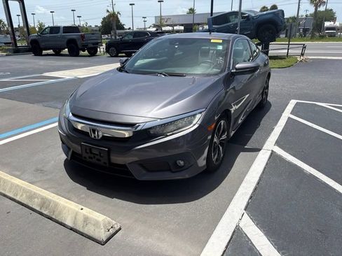 Used 2016 Honda Civic Touring image 1