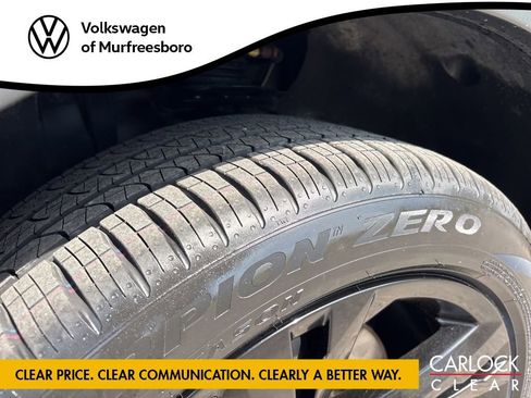 Certified 2023 Volkswagen Tiguan SE R-Line FWD image 9