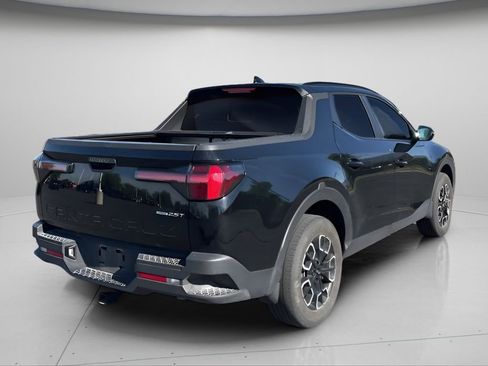 Used 2023 Hyundai Santa Cruz SEL Premium w/ Cargo Package AWD/4WD image 4